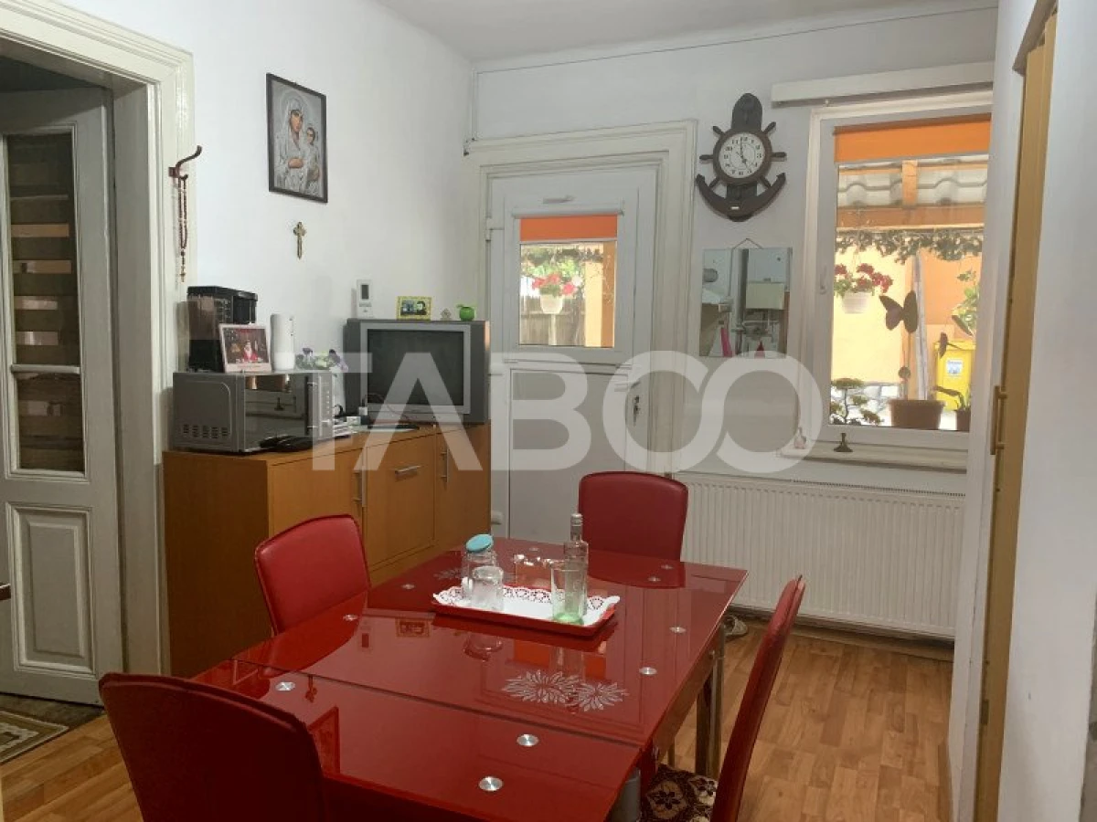 Casa cu 2 camere si gradina de vanzare in Sibiu zona Orasul de jos - 6