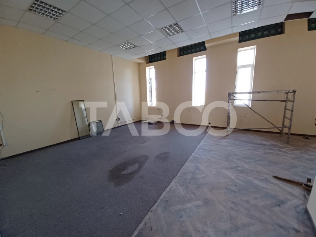 Spatiu de birouri pe Mihai Viteazul Sibiu compartimentare dupa nevoi - 8