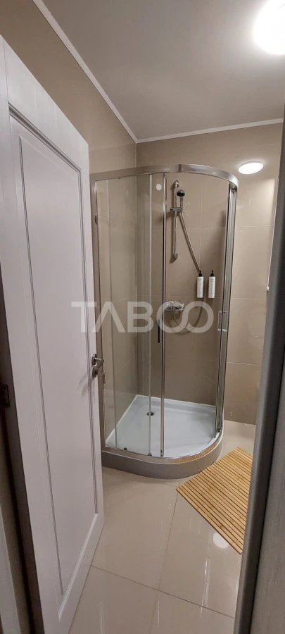 Duplex de inchiriat cu 4 camere + curte in Selimbar - 9