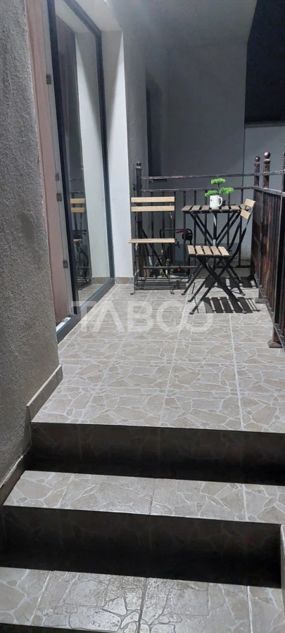 Duplex de inchiriat cu 4 camere + curte in Selimbar - 8