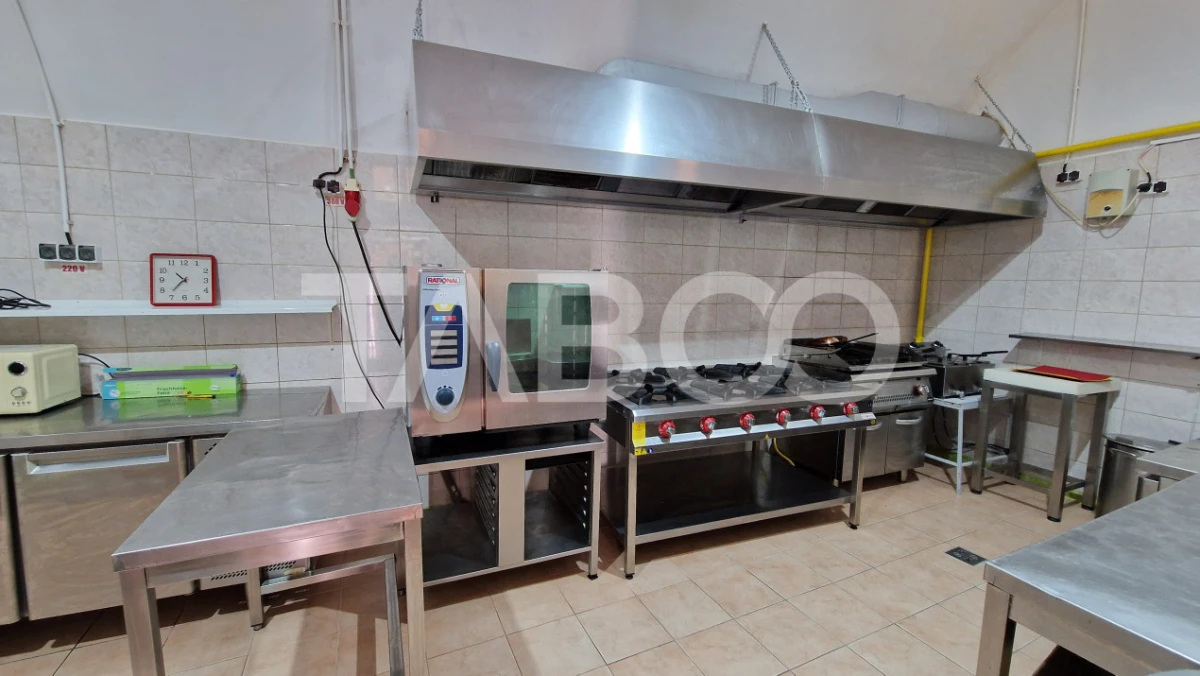 Piata Mare-Restaurant terasa si bar de inchiriat - 2