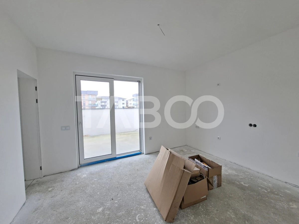 Casa tip duplex de vanzare cu acces auto curte terasa Selimbar - 8