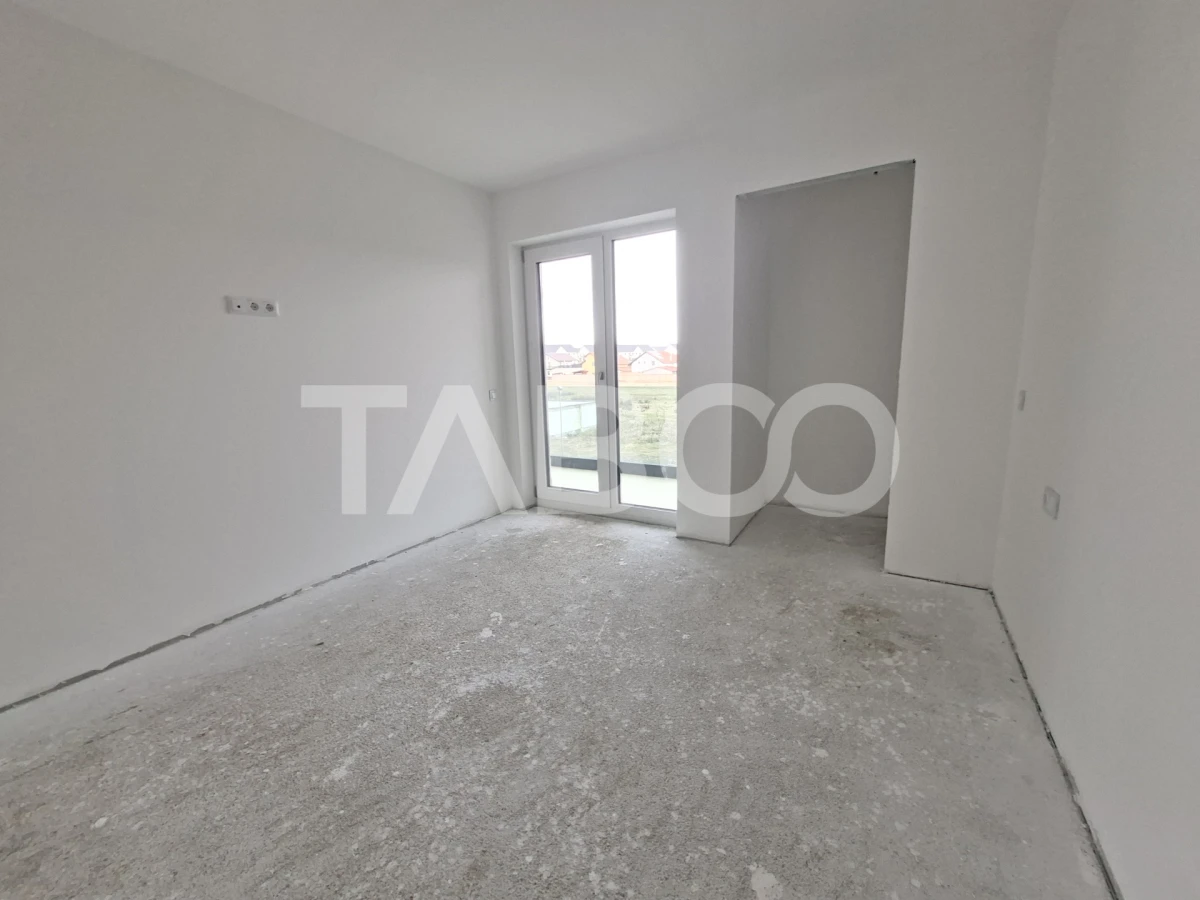 Casa tip duplex de vanzare cu acces auto curte terasa Selimbar - 6