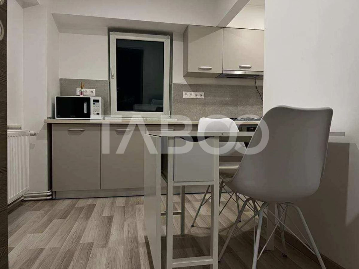 Apartament modern de inchiriat 3 camere etaj 1 Centru - Constitutiei - 10