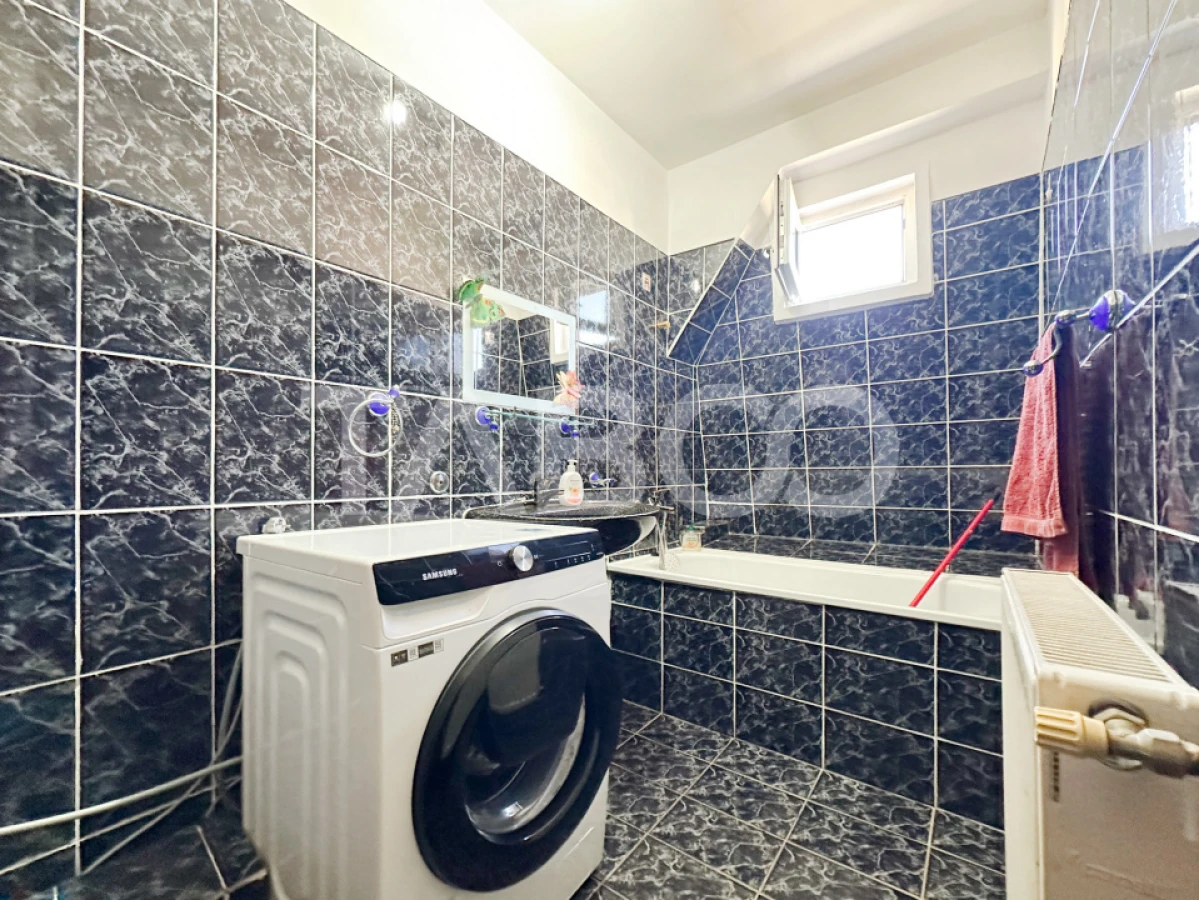 Mansarda de vanzare cu mutare imediata 85 mpu Zona Mihai Viteazul - 9