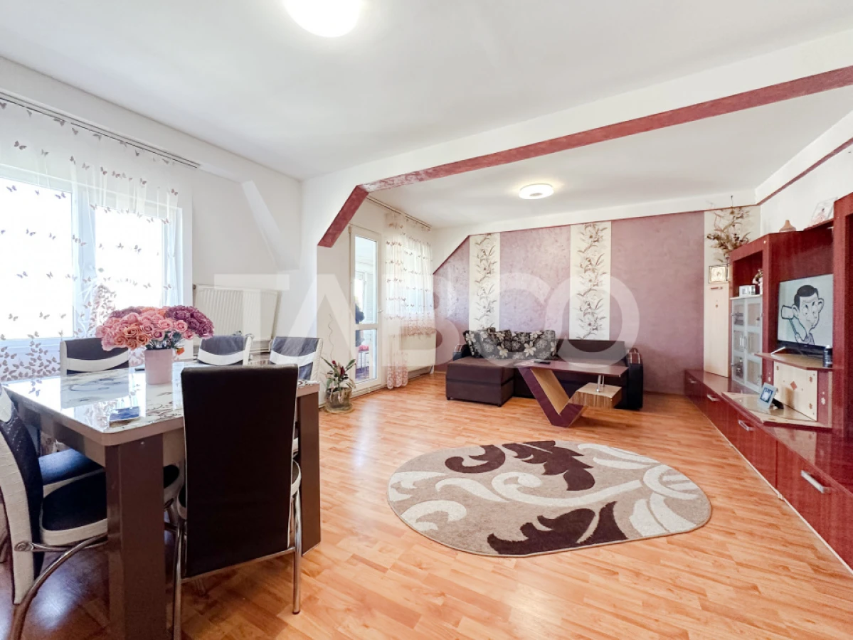 Mansarda de vanzare cu mutare imediata 85 mpu Zona Mihai Viteazul - 1