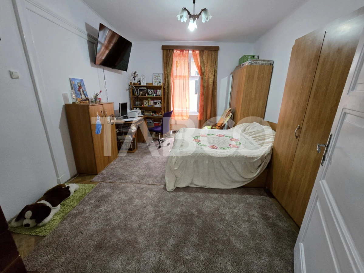 Apartament decomandat 4 camere 130mpu pivnita acces auto Orasul de Jos - 5