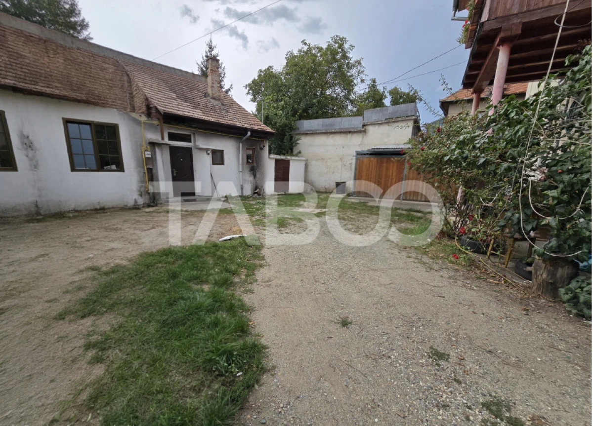 Apartament decomandat 4 camere 130mpu pivnita acces auto Orasul de Jos - 2