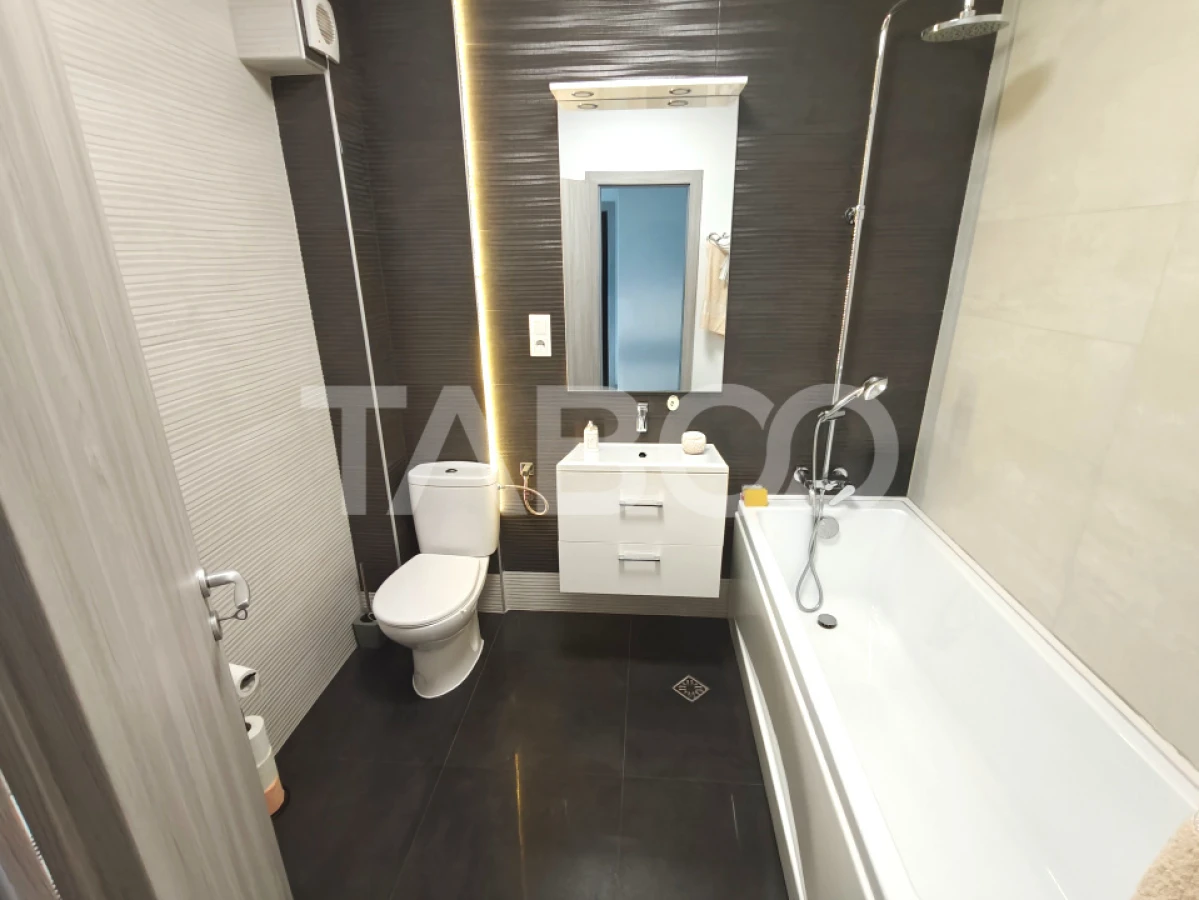 Apartament modern si spatios cu 3 camere 2 bai - 73 mp - comision 0 - 8