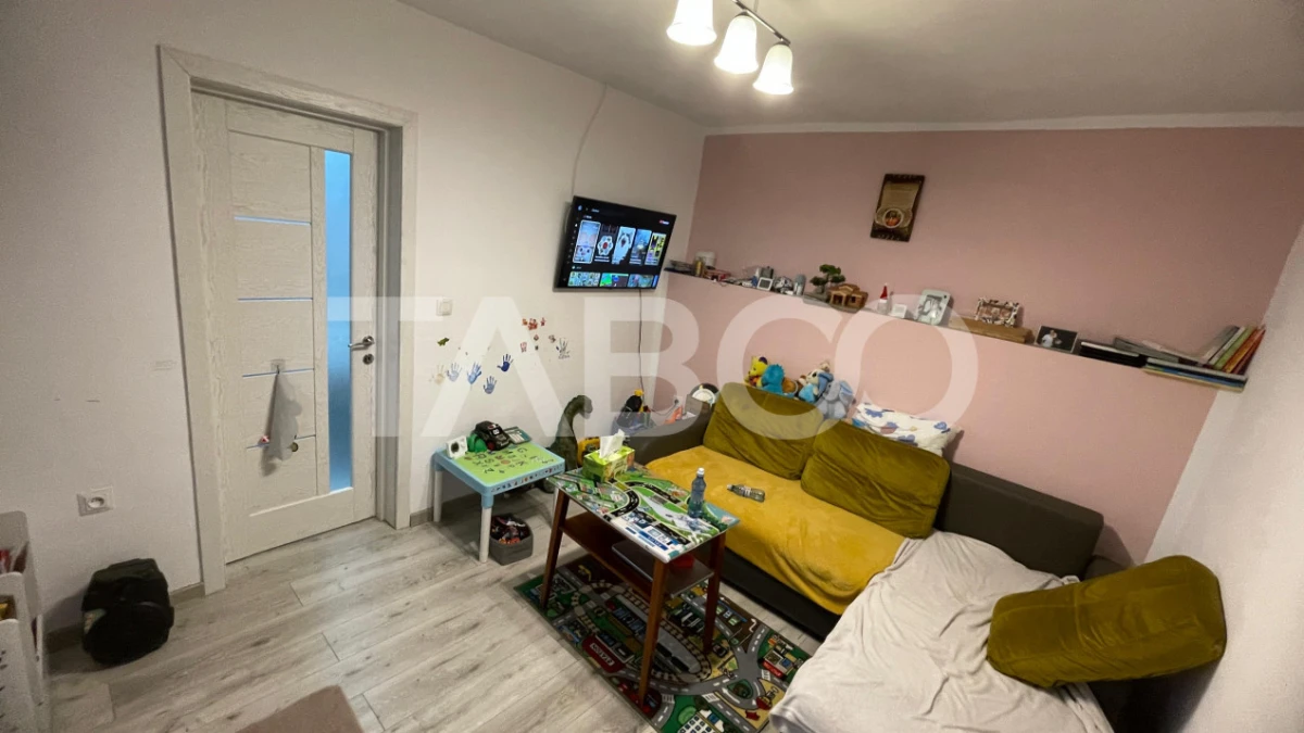 Casa cu curte de vanzare mobilata si renovata - mutare imediata - 4