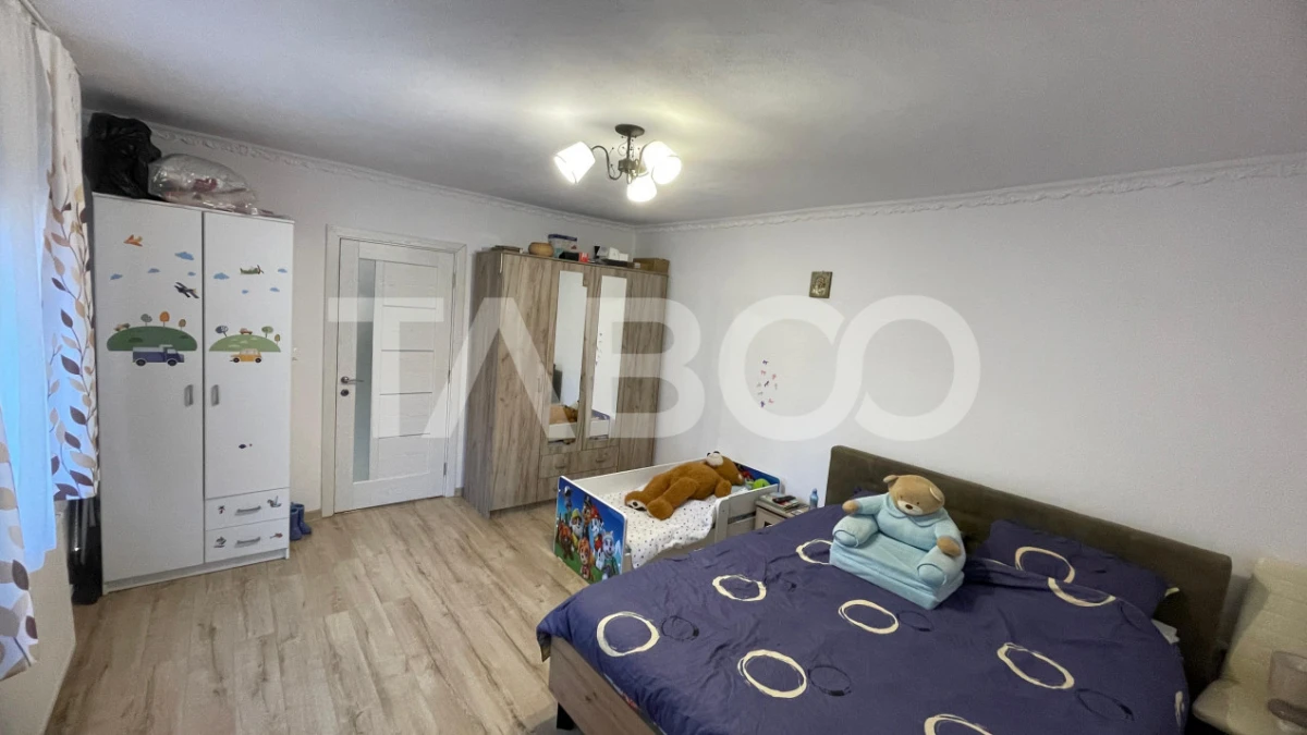 Casa cu curte de vanzare mobilata si renovata - mutare imediata - 3