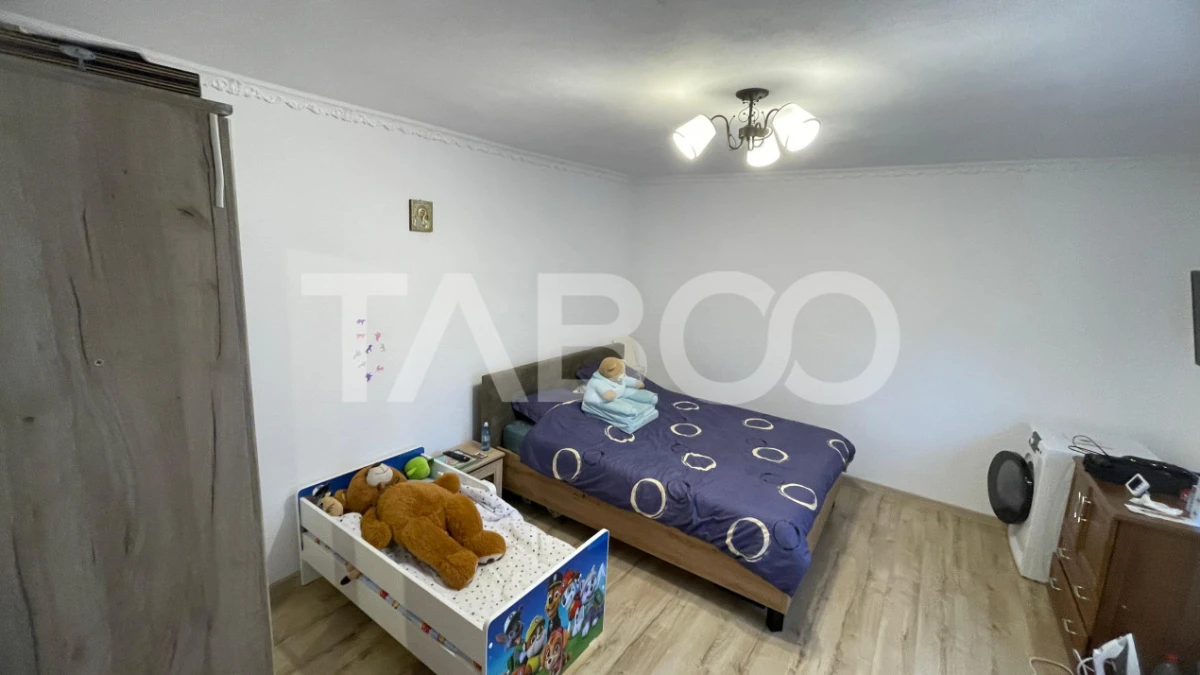 Casa cu curte de vanzare mobilata si renovata - mutare imediata - 2