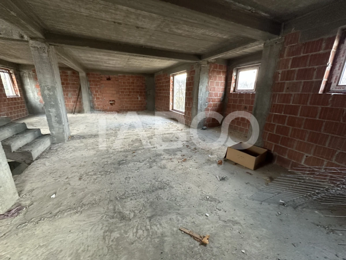 Pensiune la Rosu480 mp de vanzare Statiune Climaterica Sambata de Sus - 5