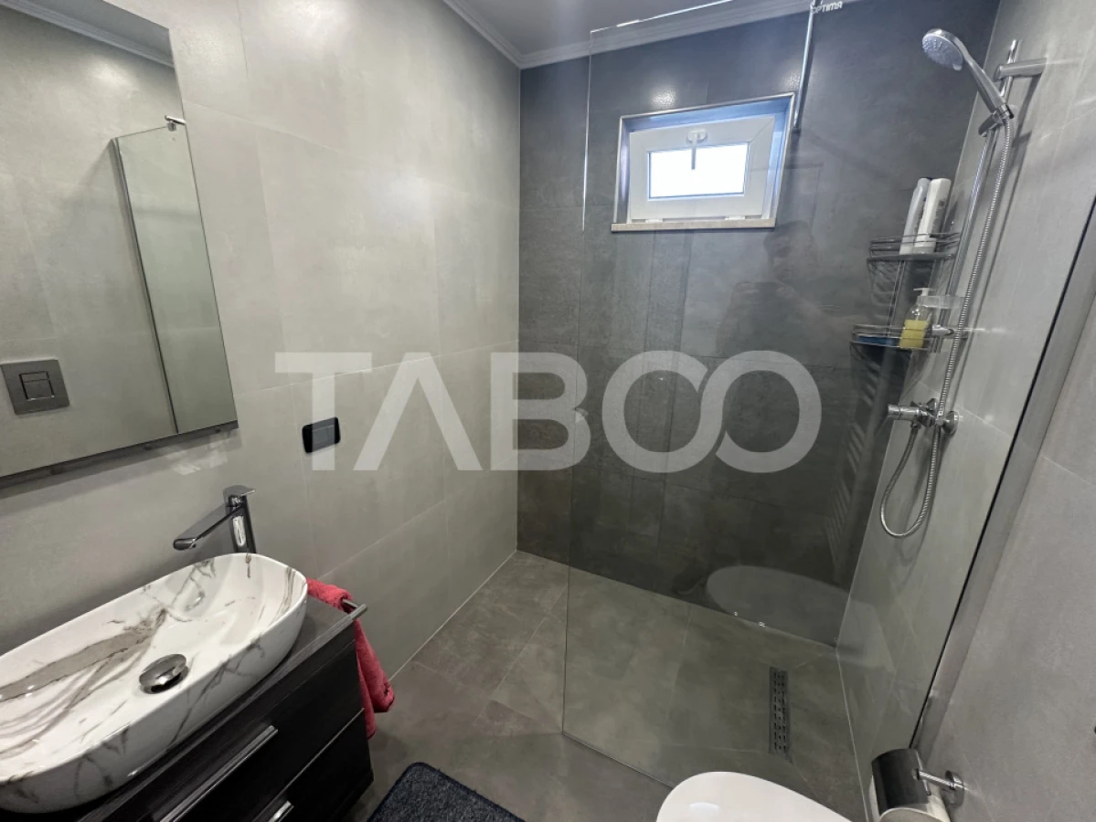 Noul tau acasa-Casa individuala de vanzare 500 mp teren in Fagaras - 9