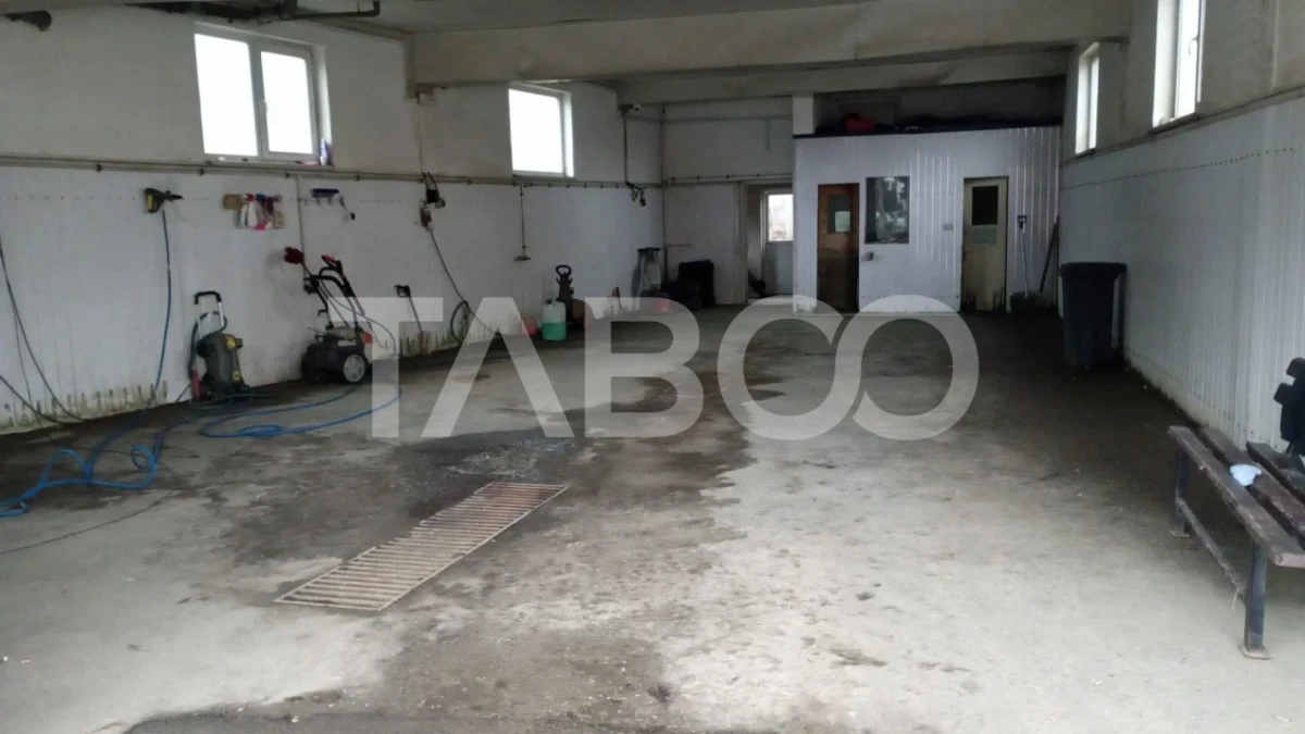 Spalatorie auto si de covoare de inchiriat Fagaras judetul Brasov - 2