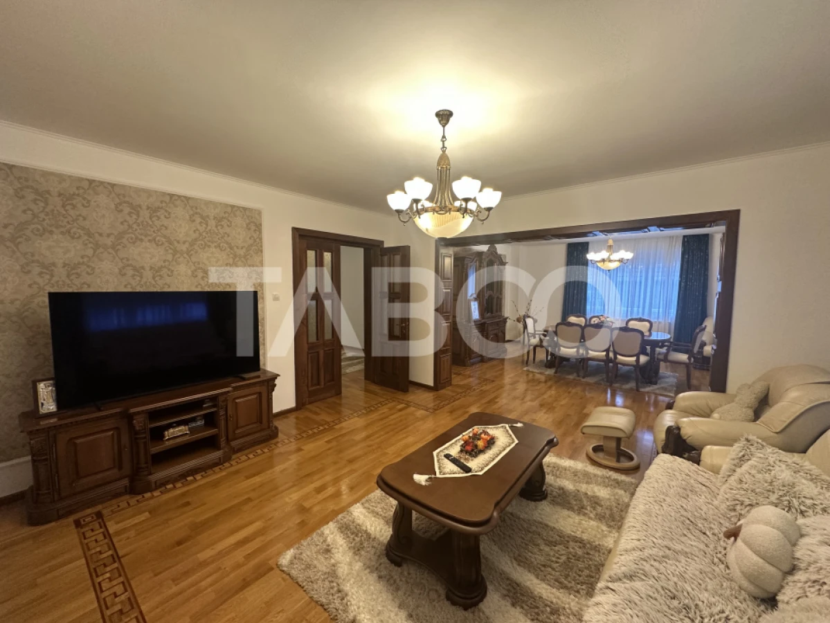 Apartament la vila cu 4 camere si 3 locuri de parcare Turnisor - 1