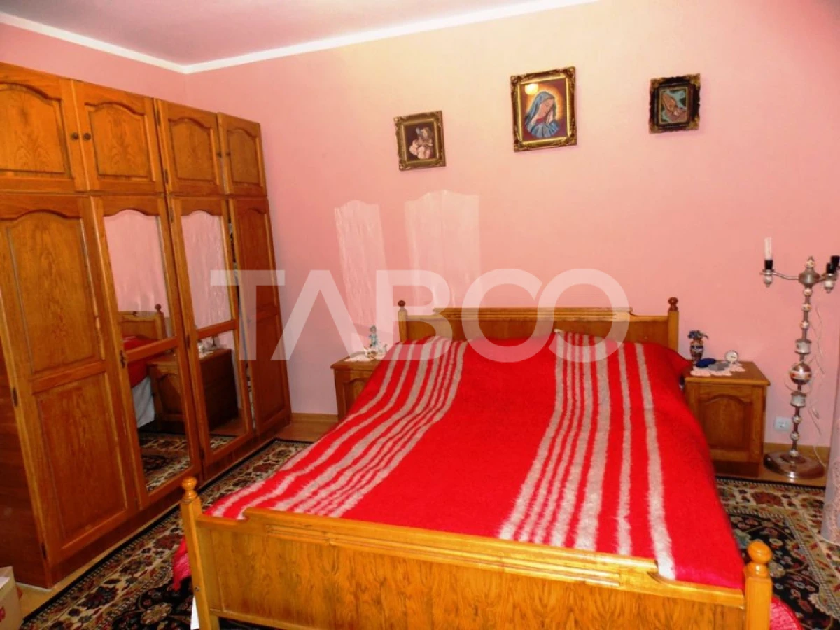 Casa individuala de vanzare 370mp 6 camere si 760mp teren Gusterita - 4