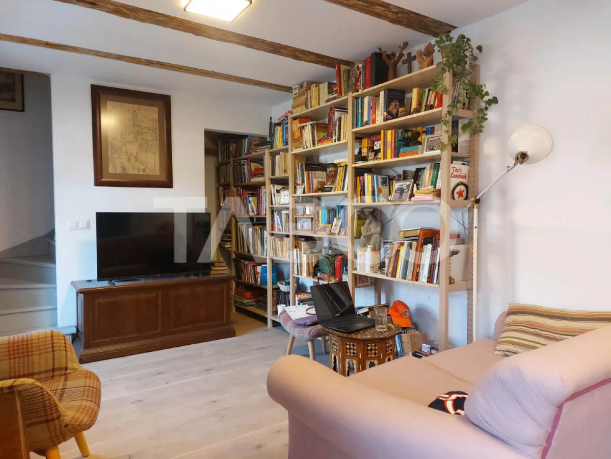 Casa de vanzare care poate fi caminul tau dar si afacerea ta Cisnadie - 2