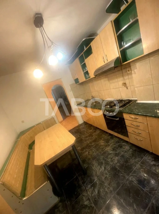 Apartament spatios cu 4 camere mobilat utilat 77mpu Milea Sibiu - 8