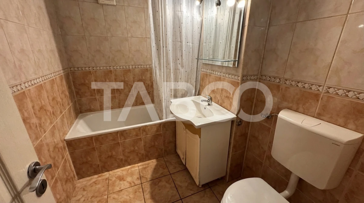 Apartament spatios cu 4 camere mobilat utilat 77mpu Milea Sibiu - 5