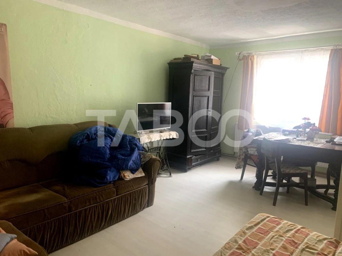 Casa de vanzare in curte comuna Str Podului nr 97 Gusterita - 3