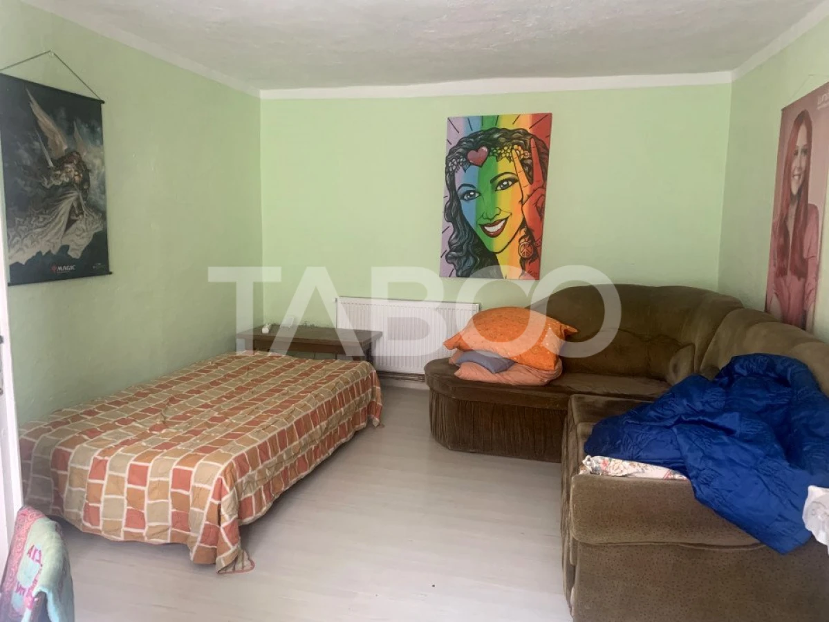 Casa de vanzare in curte comuna Str Podului nr 97 Gusterita - 2