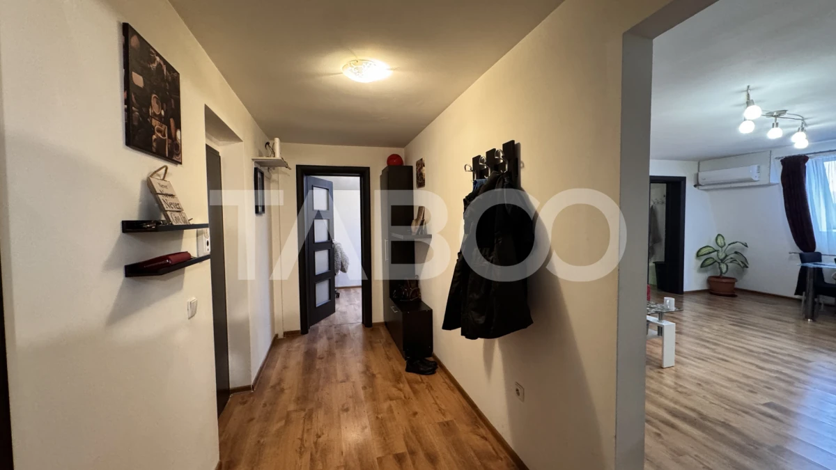 Apartament 3 camere de vanzare MOBILAT UTILAT 77mp Calea Cisnadiei - 9