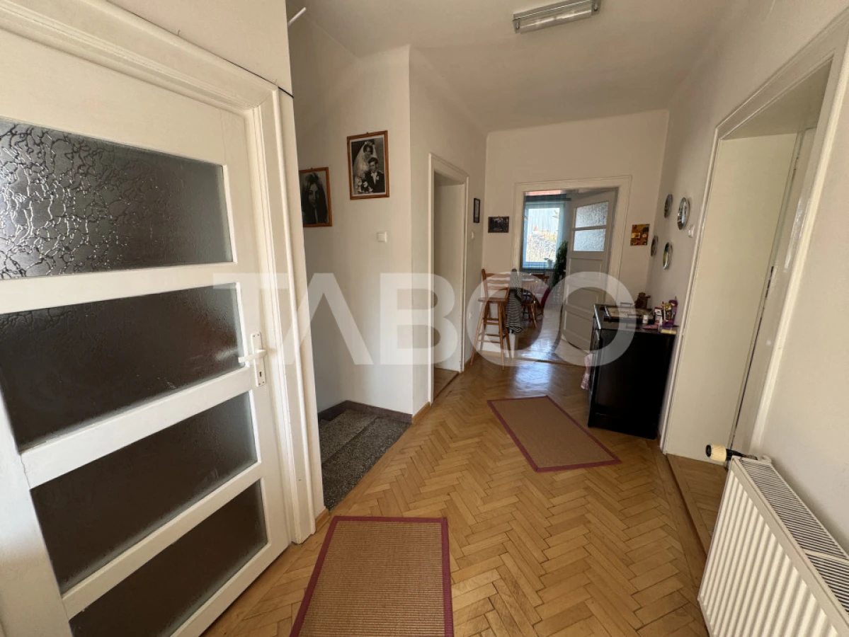 Casa individuala + apartament 2 fronturi teren 584 mp Turnisor Sibiu - 10