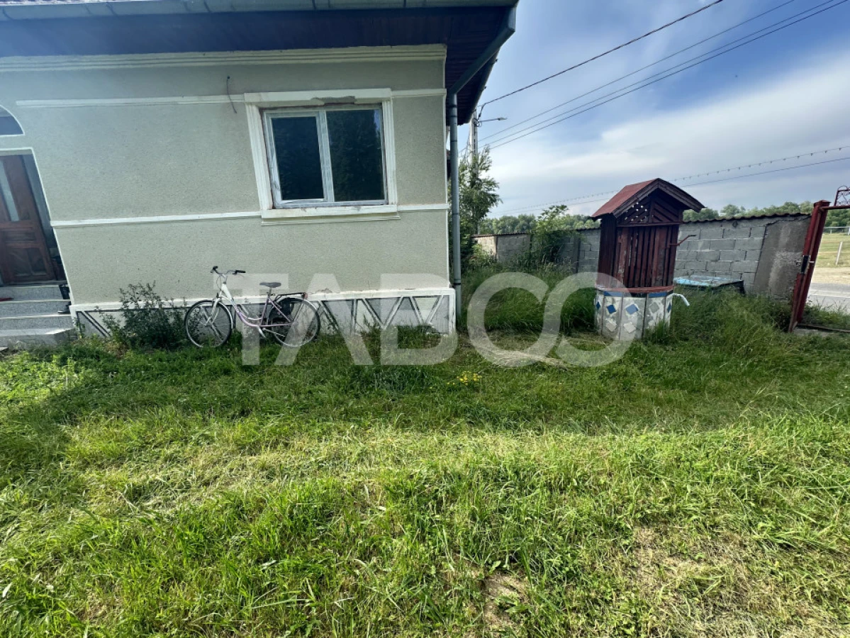 Casa 3 camere 5335 teren liber garaj si anexe in Sinca Veche - 4