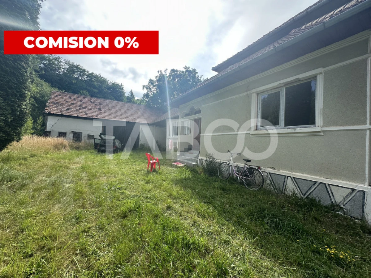 Casa 3 camere 5335 teren liber garaj si anexe in Sinca Veche - 1