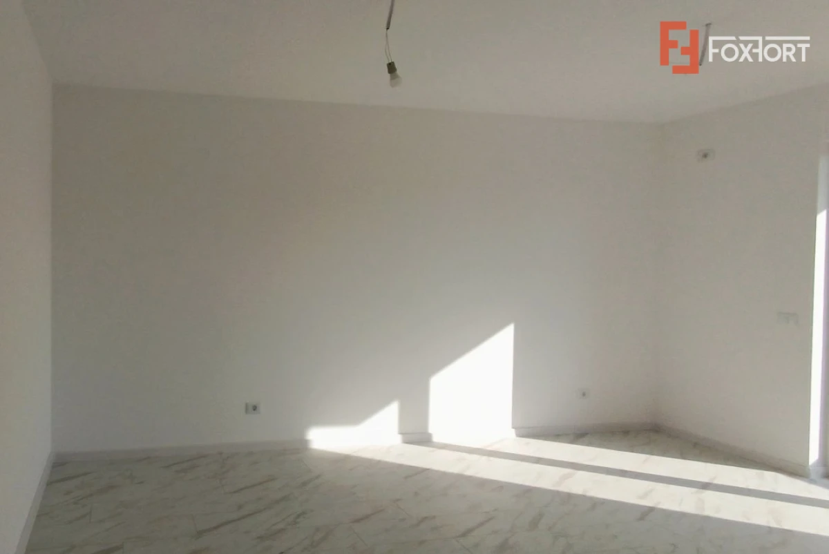 Apartament cu 3 camere decomandat, ETAJ 2 - Giroc - 4