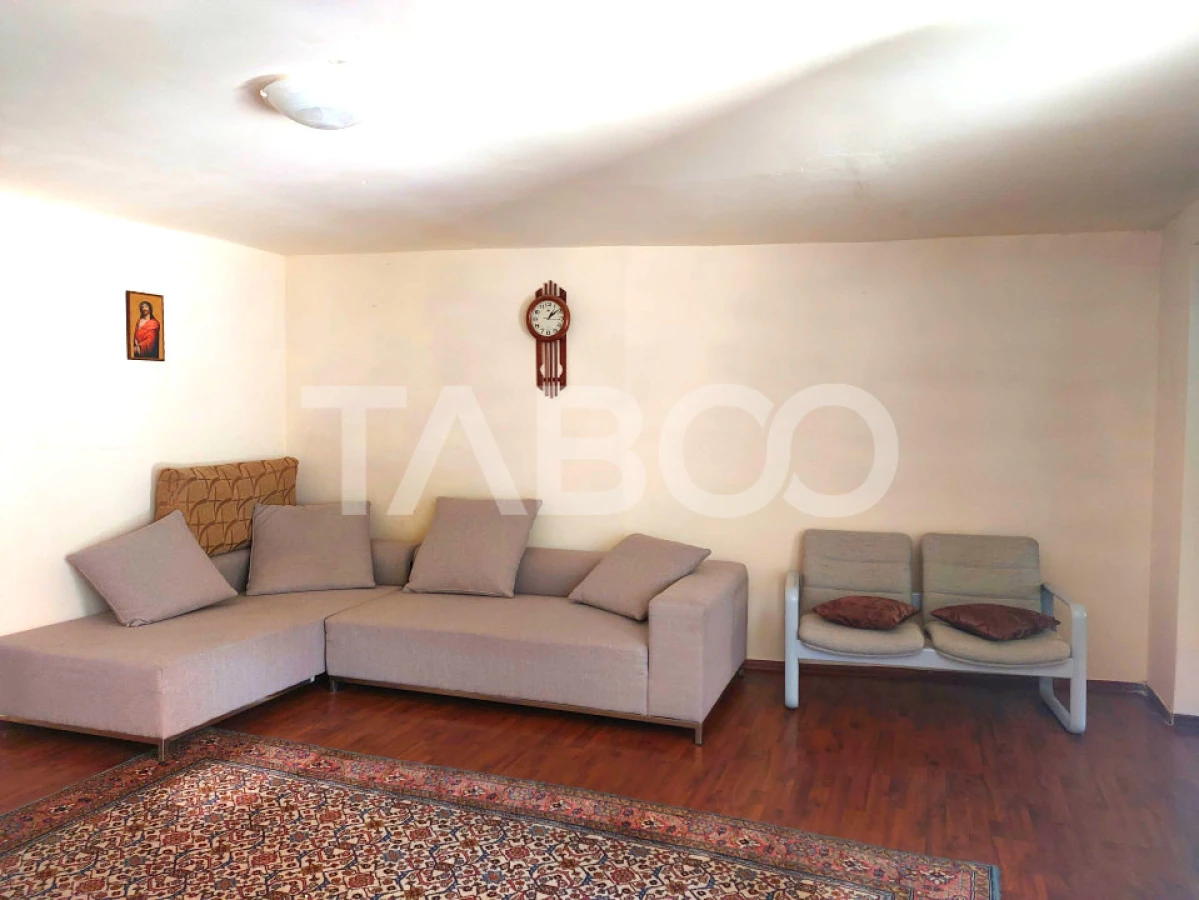 Casa 214 mp utili singur in curte 800 mp teren zona centrala Cisnadie - 6