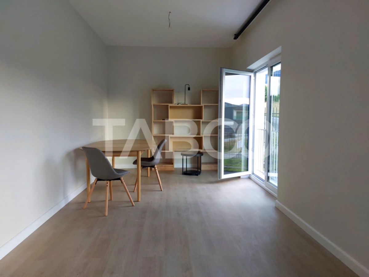 Casa individuala de inchiriat P+1E 3 dormitoare curte libera 300 mp - 4