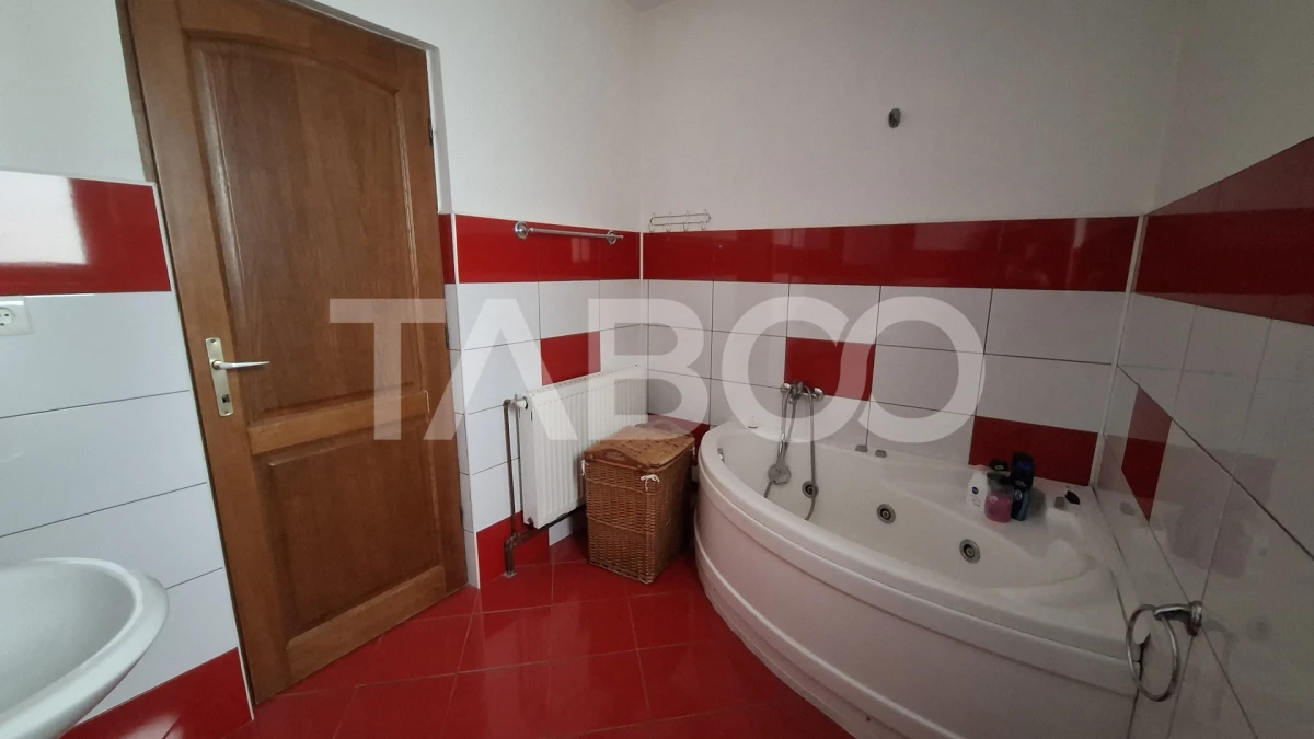 COMISION 0% Casa individuala de vanzare cu gradina acces auto si garaj - 9