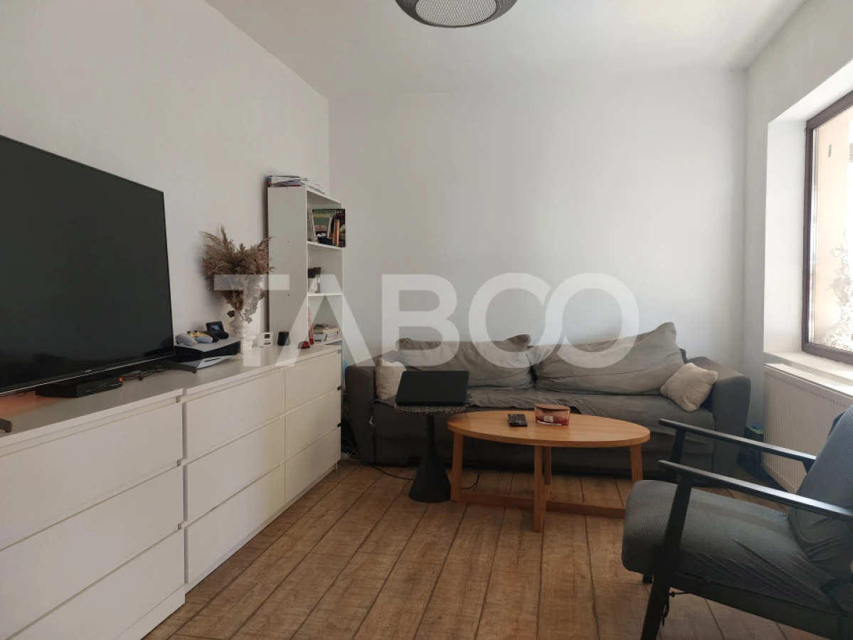 Pret avantajos-Casa individuala 146 mp 5 camere 238 mp teren Cisnadie - 3