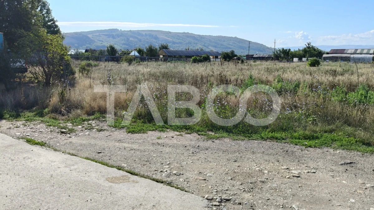 Teren intravilan de vanzare in Garbova judetul Alba - 1
