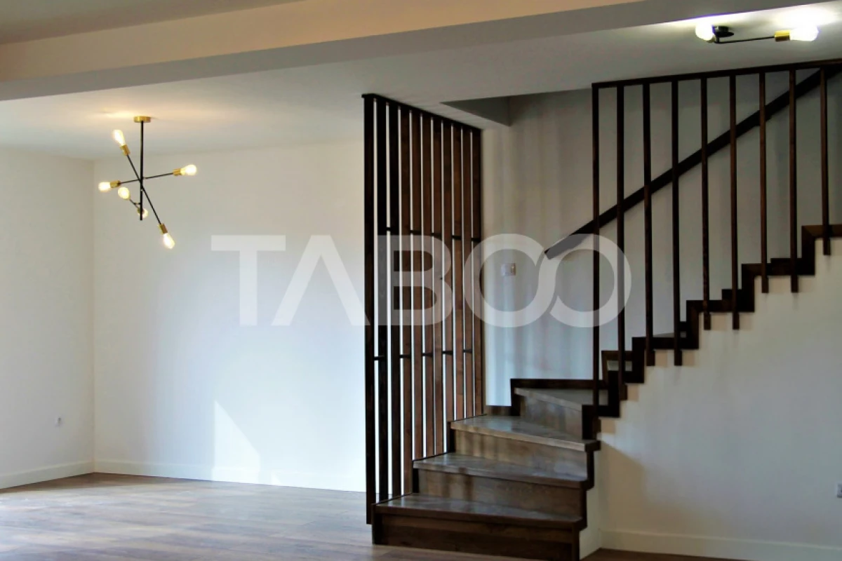 Casa noua insiruita de vanzare in Sebes drumul Petrestiului - 3