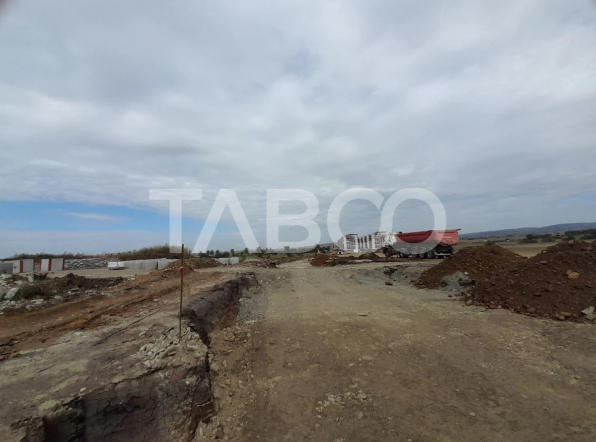 Teren intravilan 3000 mp cu deschidere 18 ml Calea Surii Mici Sibiu - 4