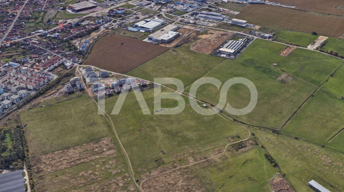 Teren intravilan 2 fronturi de 35 m fiecare 8.000 mp Turnisor Sibiu - 1