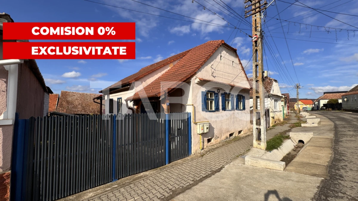 Casa de vanzare cu curte spatioasa loc relaxare si gradina Cornatel - 1