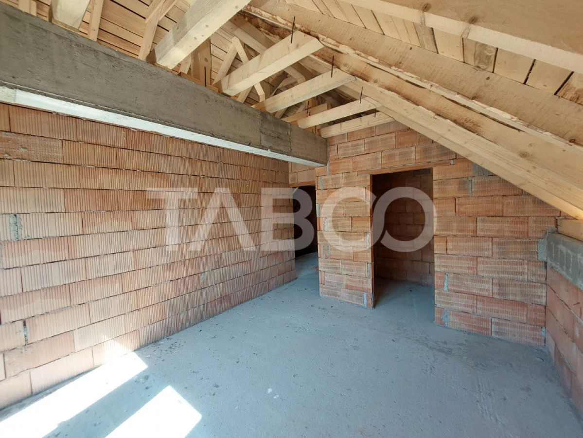 Casa de vanzare 147 mpu si 5 camere 434 mp teren Cristian Sibiu - 8