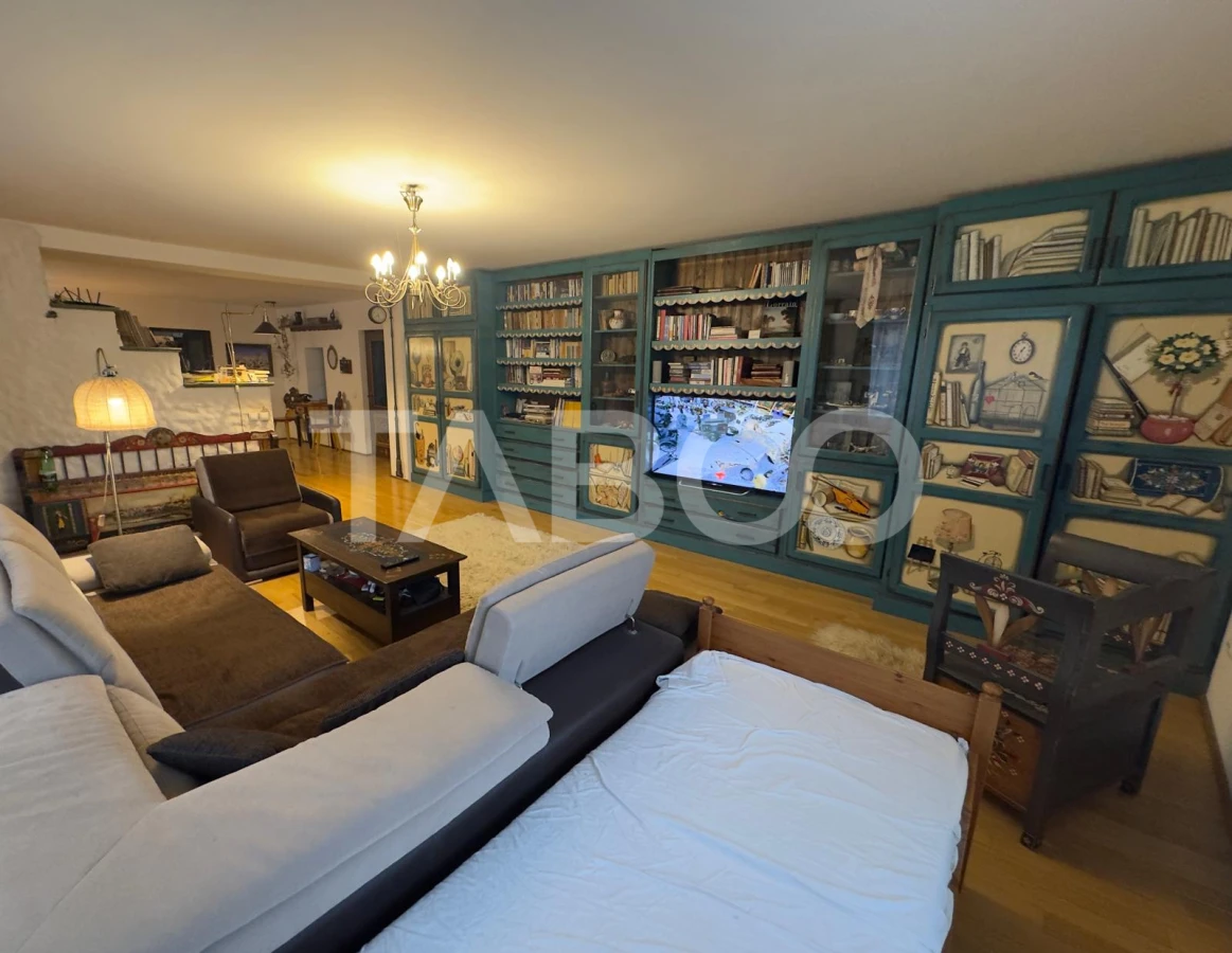 Casa de vanzare specific sasesc si atelier pret avantajos Cisnadioara - 1