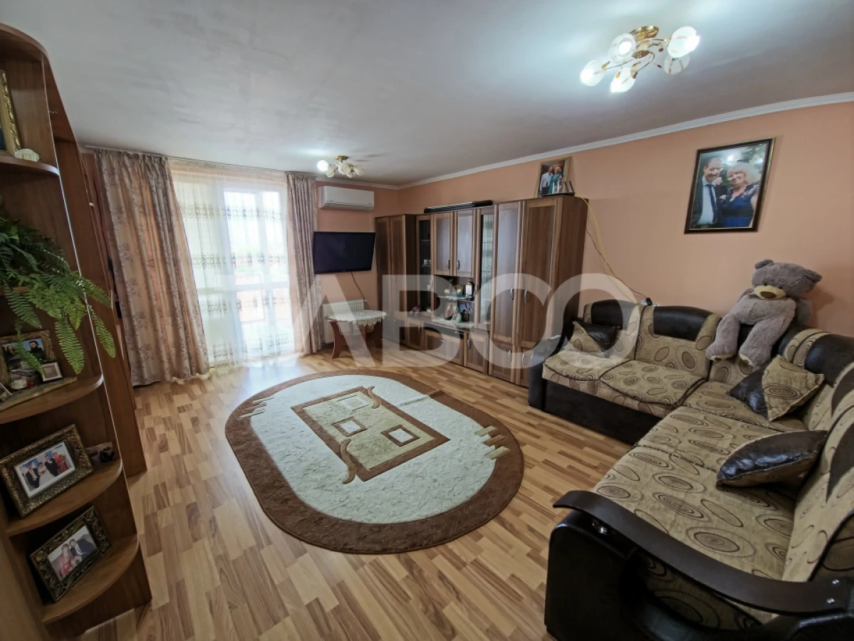 Apartament de vanzare 73mp 2 camere 2 bai dressing si terasa Terezian - 2