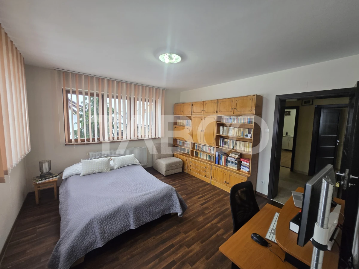 Casa de inchiriat 177mpu 7 camere cu baie proprie zona Lupeni Sibiu - 9