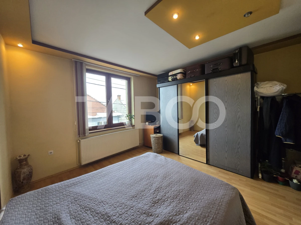 Casa de inchiriat 177mpu 7 camere cu baie proprie zona Lupeni Sibiu - 3
