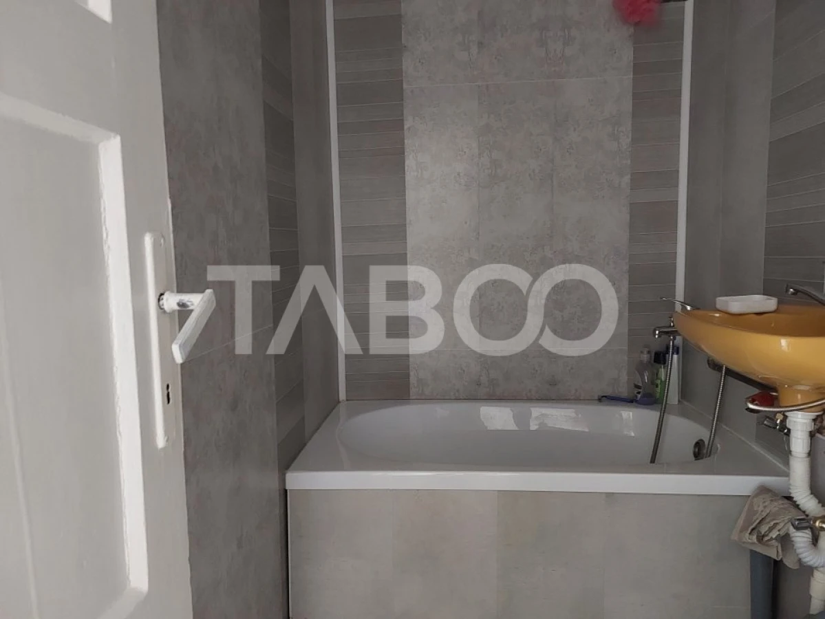 Apartament de vanzare 41 mp 2 camere etaj 2 balcon Cisnadie - 9