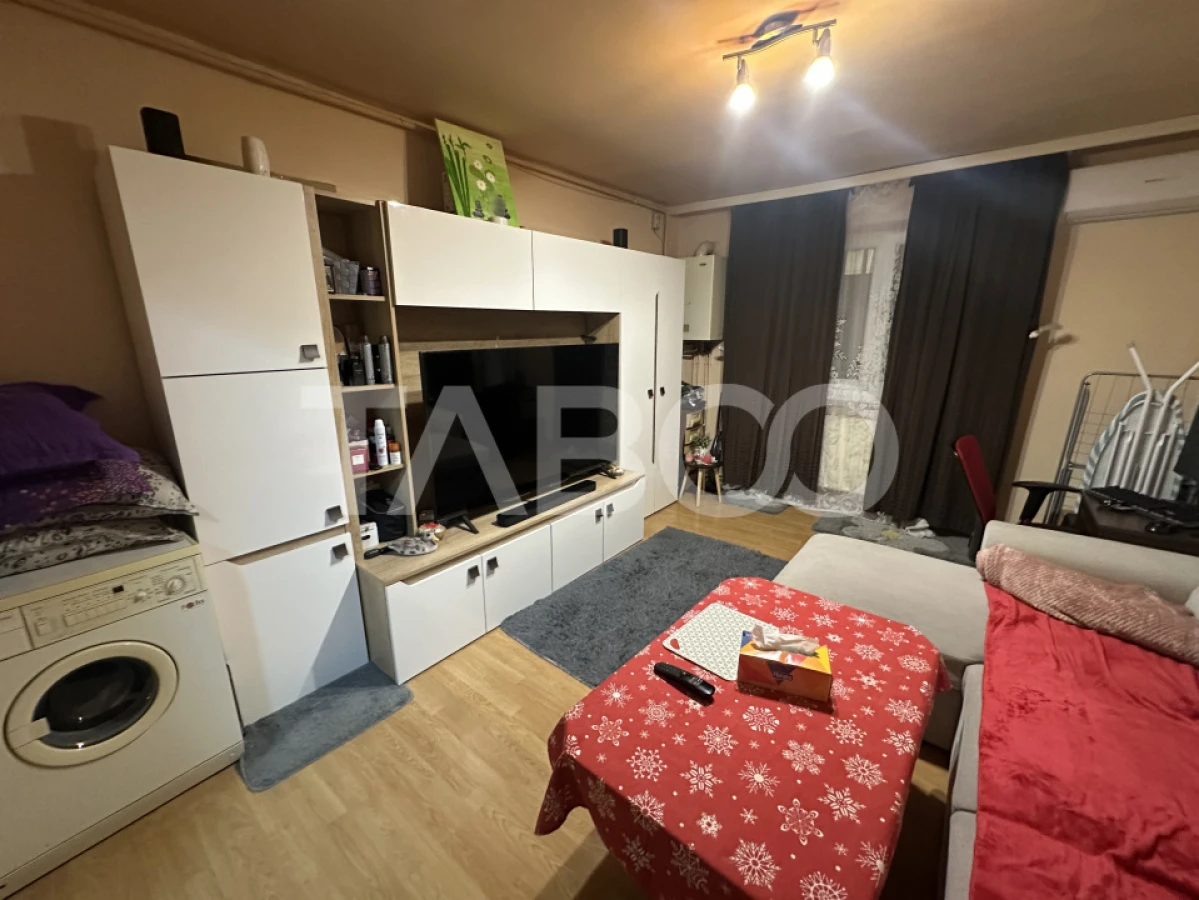 Garsoniera mobilata si utilata la etaj 2 zona Broscarie Sibiu - 2