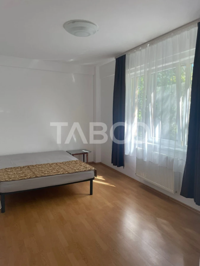 Apartament de inchiriat 3 camere cartier Manastur Cluj-Napoca - 2