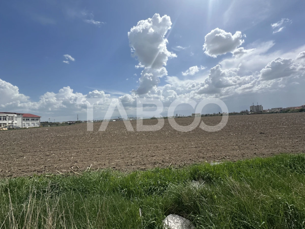 Teren intravilan 4350 mp cu utilitati in apropiere Fagaras - 1