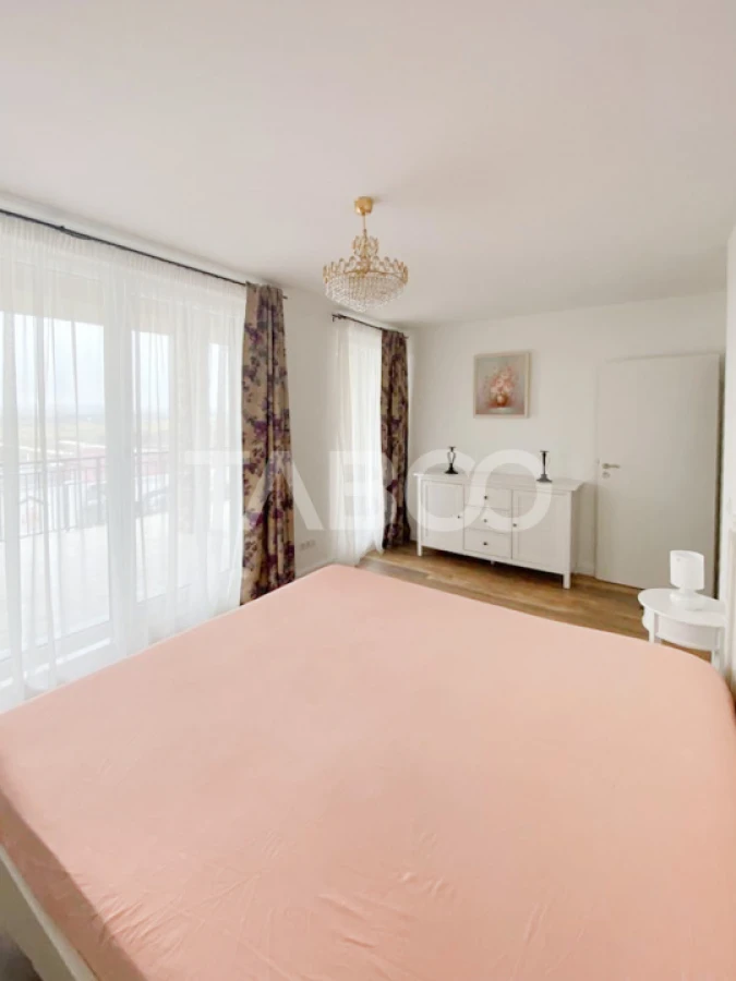 Casa cu 4 camere si vedere panoramica chiar la intrare In Cristian - 10